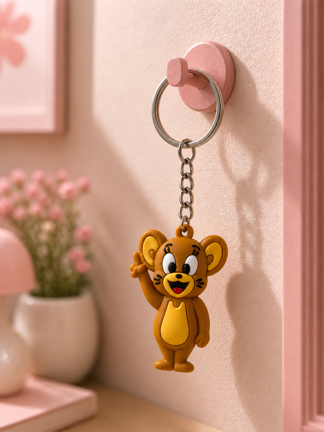 Golden brown mouse keychain with smiling face, metal ring and chain