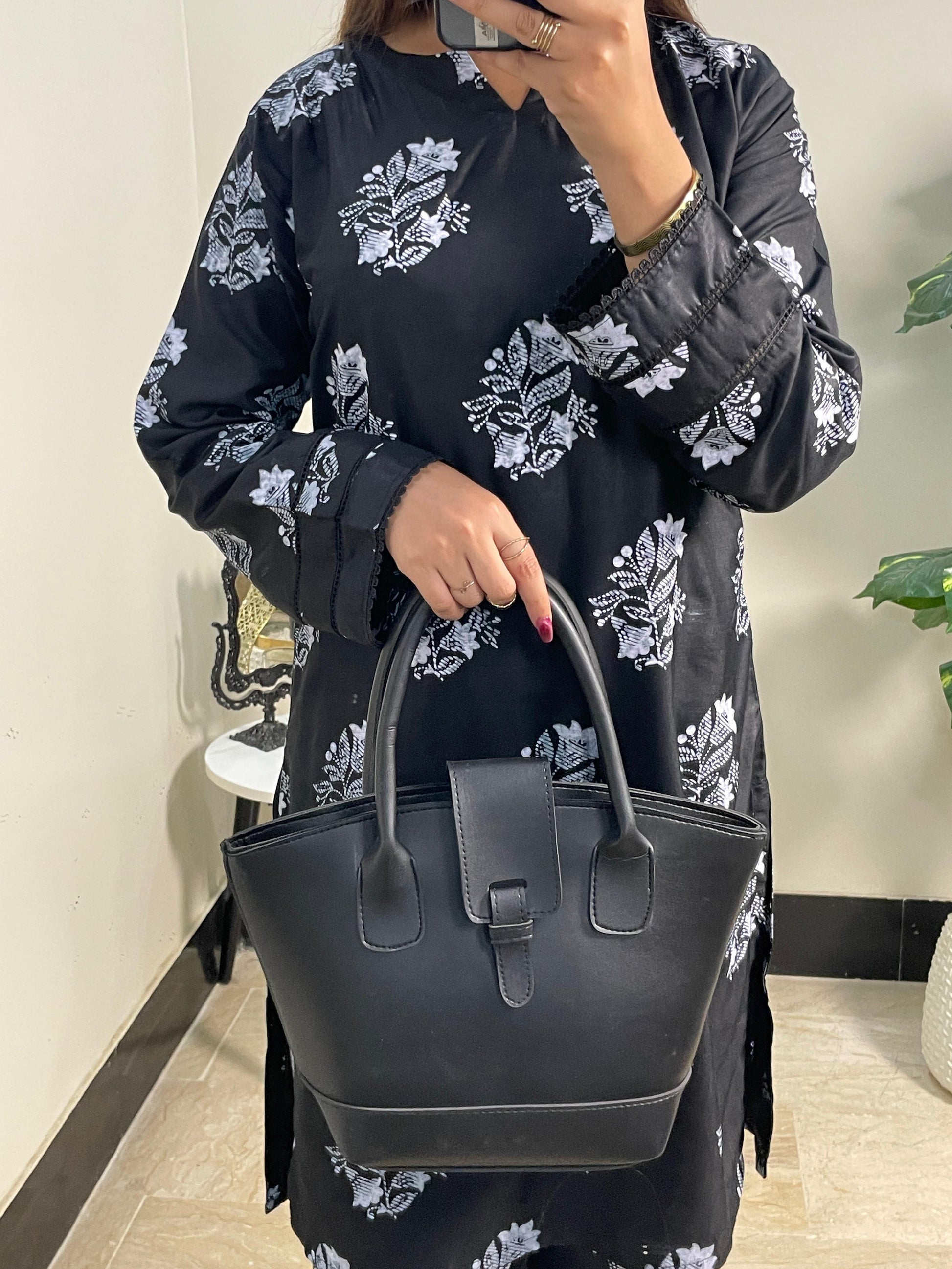 Vintage Korean Designer Handbag Black HerChoice